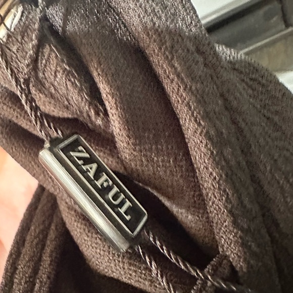 Zaful Flirty flare peekaboo pant zipup back hip cutouts M - Picture 8 of 9